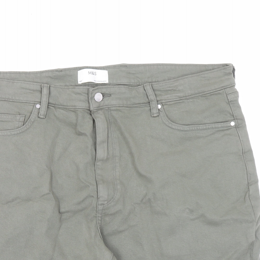 Marks and Spencer Mens Green Cotton Biker Shorts Size 42 in L9 in Regular Zip - Pockets