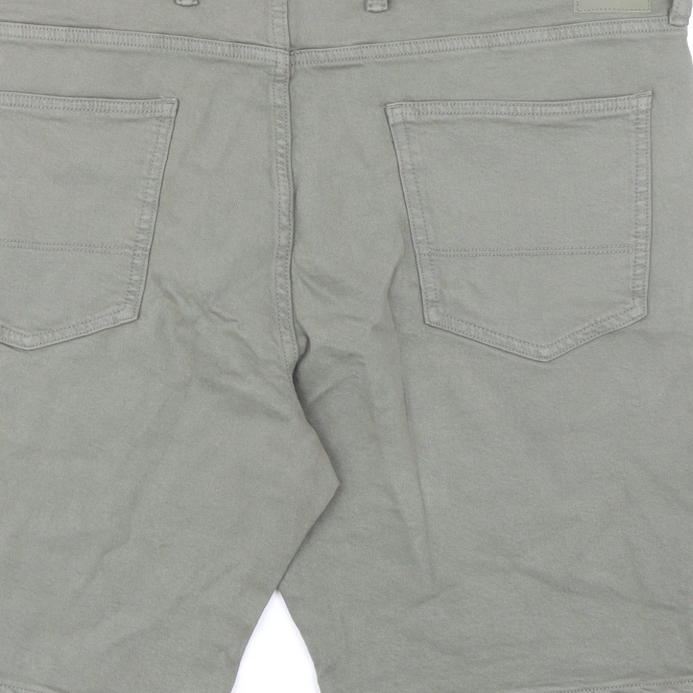 Marks and Spencer Mens Green Cotton Biker Shorts Size 42 in L9 in Regular Zip - Pockets
