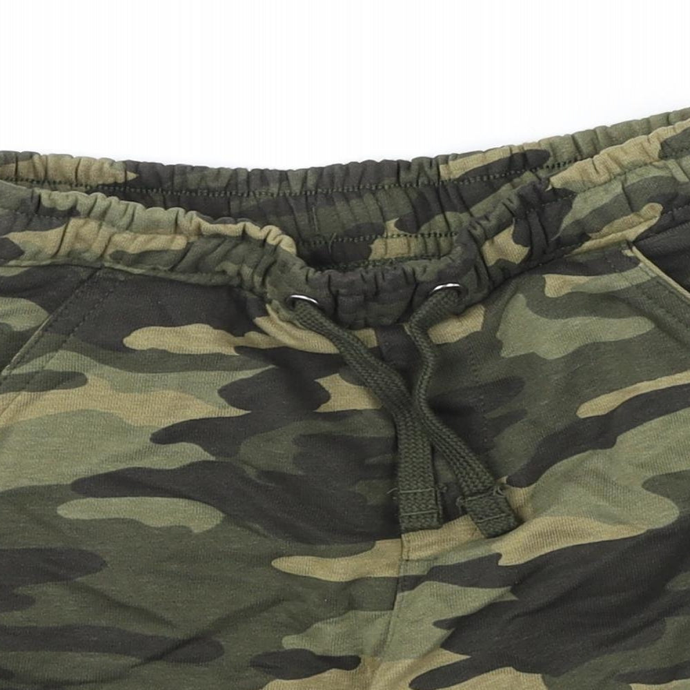 Marks and Spencer Boys Green Camouflage Cotton Sweat Shorts Size 7-8 Years Regular Drawstring