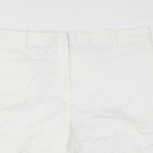Marks and Spencer Womens White Cotton Chino Shorts Size 22 L11 in Regular Zip