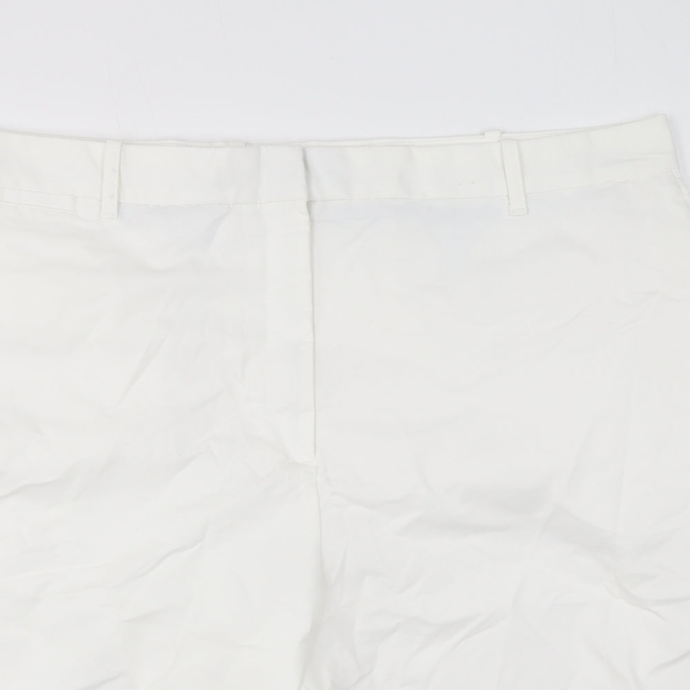 Marks and Spencer Womens White Cotton Chino Shorts Size 22 L11 in Regular Zip
