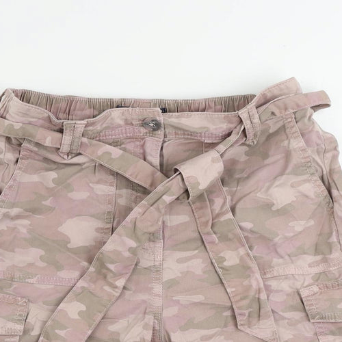 Marks and Spencer Womens Pink Camouflage Lyocell Cargo Shorts Size 8 L8 in Regular Zip - Belted