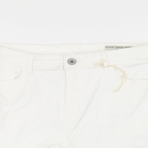 Marks and Womens White Cotton Hot Pants Shorts Size 14 L4 in Regular Button