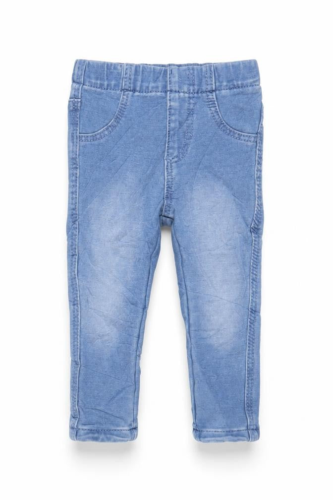 Front view of Denim & Co. girls’ blue cotton capri jeans, size 6-9, months pullover