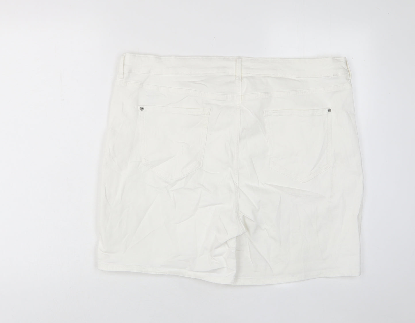Marks and Spencer Womens White Cotton Basic Shorts Size 20 L7 in Regular Zip - Pockets