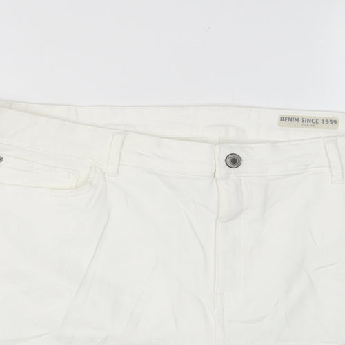 Marks and Spencer Womens White Cotton Basic Shorts Size 20 L7 in Regular Zip - Pockets