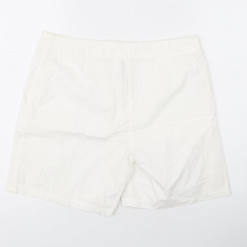 Marks and Spencer Womens White Cotton Basic Shorts Size 8 L6 in Regular Zip