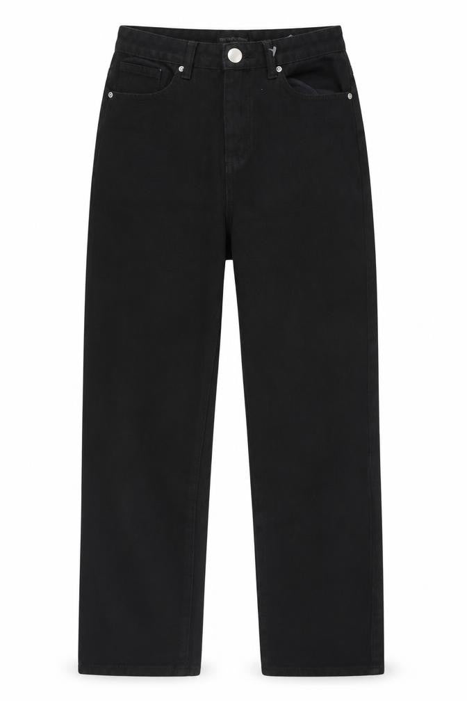 Front view of PRETTYLITTLETHING Women's Black Jeans, size 8