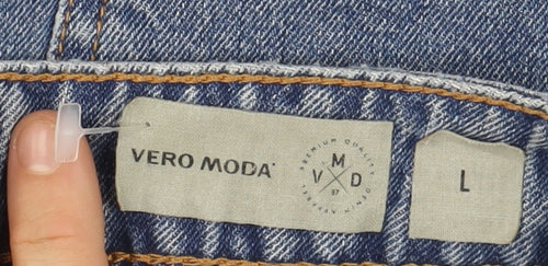 Vero Moda Women's Blue Denim Mom Shorts, Size L