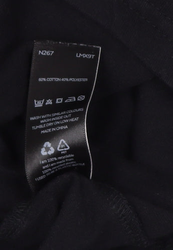 Very Black Unisex 2XL Crew Neck T-Shirt