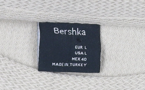 Bershka Men's Beige Crew Neck T-Shirt Size L