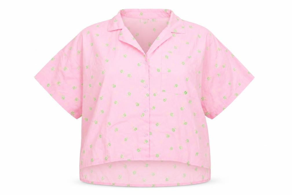 Front view of Noisy May Women's Pink Floral Button-Up Blouse M