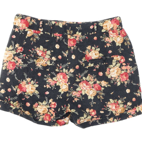 Piper Women's Black Floral Chino Shorts Size 6