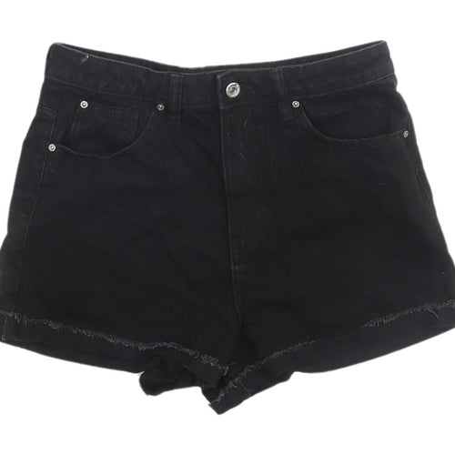 Boohoo Women's Black Cut-Off Denim Shorts