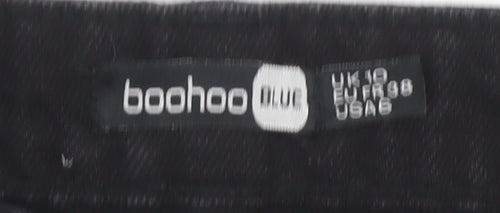 Boohoo Women's Black Cut-Off Denim Shorts