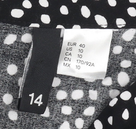 H&M Women's Black Polka Dot Sleeveless Button-Up Shirt