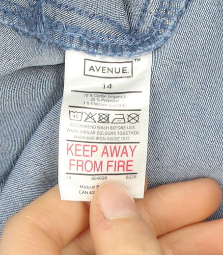 Avenue Women’s Blue Jegging Jeans Size 14 Elastic Waist
