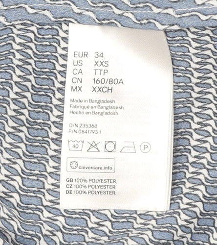 H&M Women's Blue Geometric Sleeveless Blouse Size 6