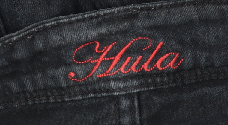 Hula Women's Black Cropped Jeans Size 14