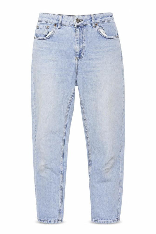 Front view of Topshop women’s blue cotton mom jeans, size UK 28, in, 30-inch leg regular zip