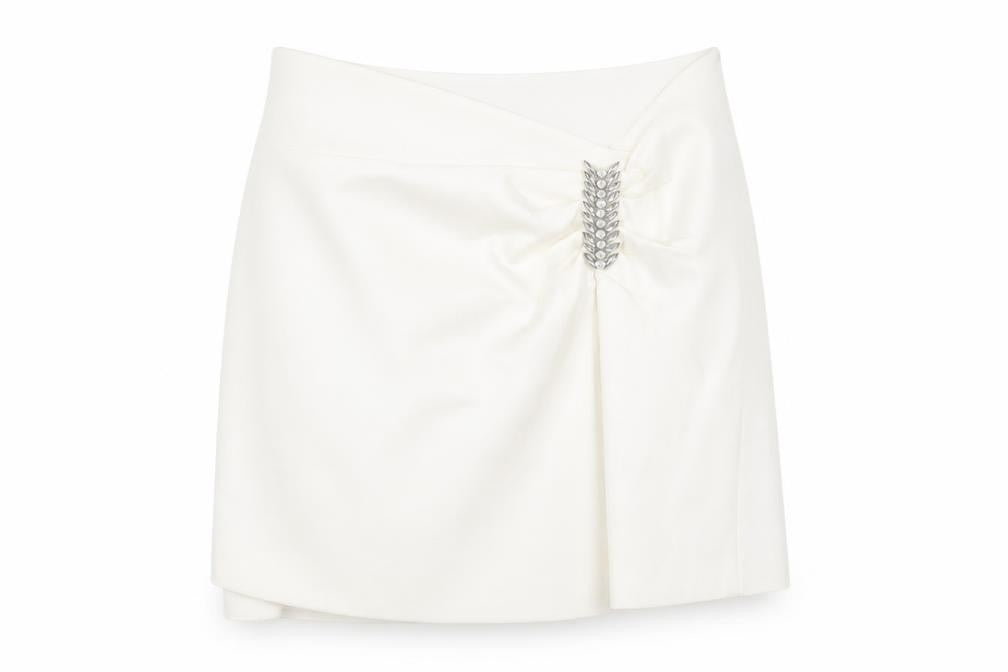 Front view of Zara women’s ivory polyester a-line skirt, size XS, zip