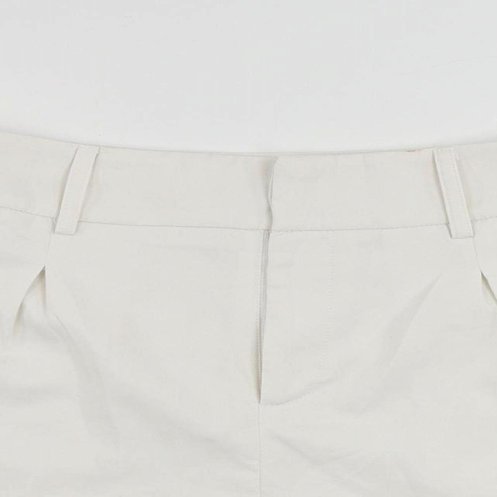 I SAW IT FIRST Womens White Polyester Chino Shorts Size 12 L4 in Regular Zip