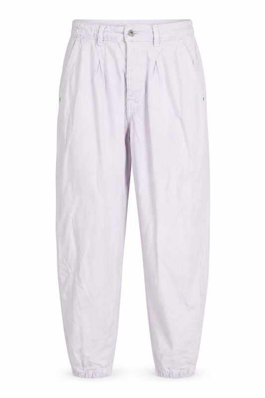 Front view of Zara women’s purple cotton tapered jeans, size UK 8, 24-inch leg regular zip - pockets