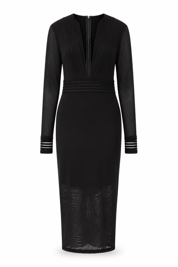 Front view of Missguided women’s black polyester bodycon, size UK 6, v-neck zip