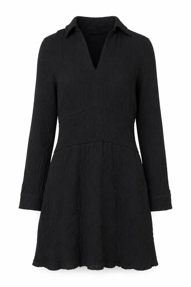 Front view of Zara women’s black acrylic a-line, size S, collared pullover