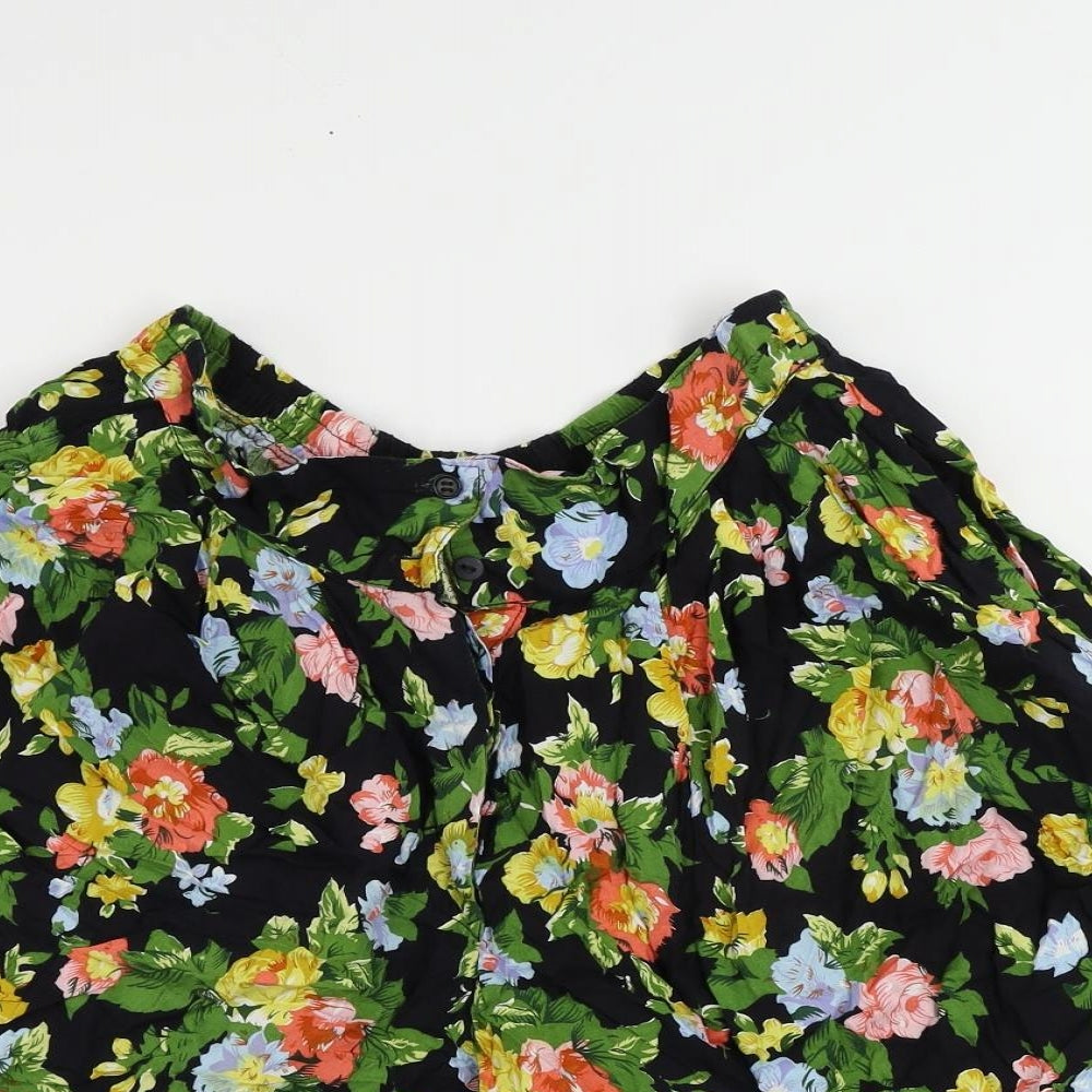 Casual Woman Womens Black Floral Cotton Basic Shorts Size 16 L9 in Regular Button - Elastic Waist