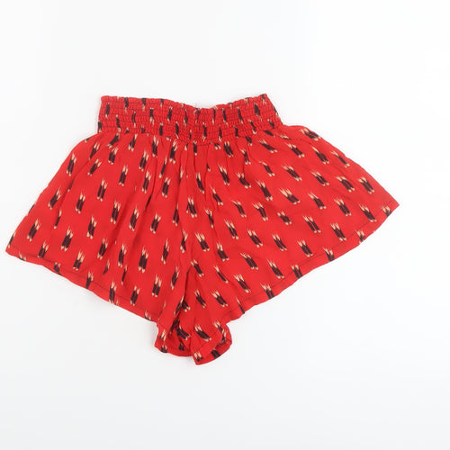 Kimchi Blue Womens Red Geometric Viscose Basic Shorts Size S L3 in Regular Pull On