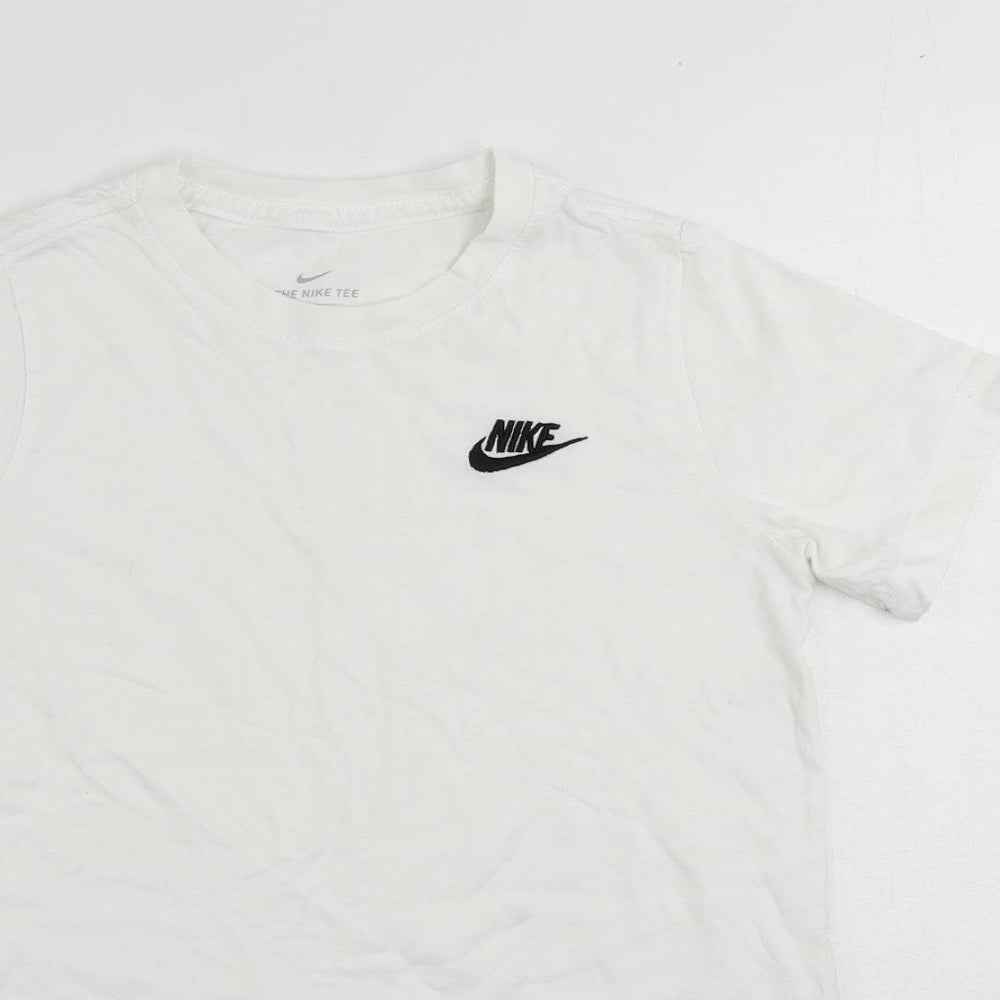 Nike Boys White Cotton Pullover T-Shirt Size 9-10 Years Crew Neck Pullover - Logo