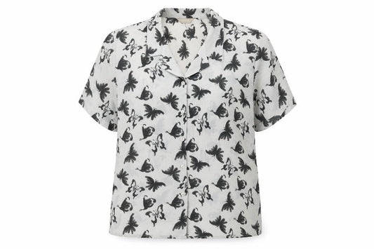 Front view of Anthology women’s green geometric polyester basic button-up, size UK 18, collared - butterfly print