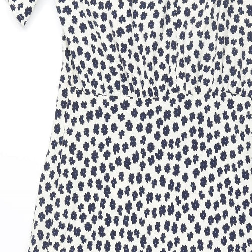Marks and Spencer Womens Ivory Geometric Polyester A-Line Size 10 Round Neck Button - Floral Print
