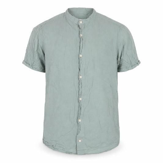 Front view of Zara men’s green cotton button-up, size S, crew neck button