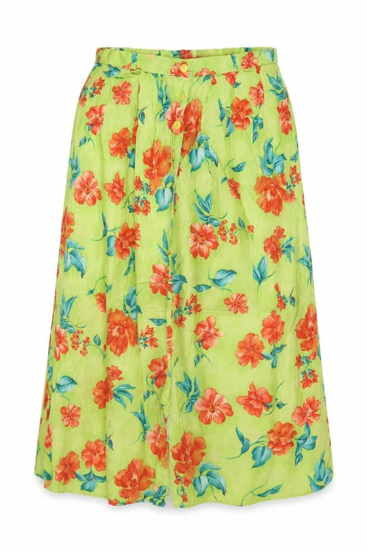 Front view of Design Essentials women’s green floral viscose a-line skirt, size UK 18, button