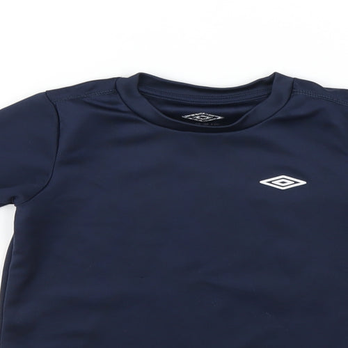 Umbro Boys Blue Polyester Basic T-Shirt Size 4-5 Years Round Neck Pullover