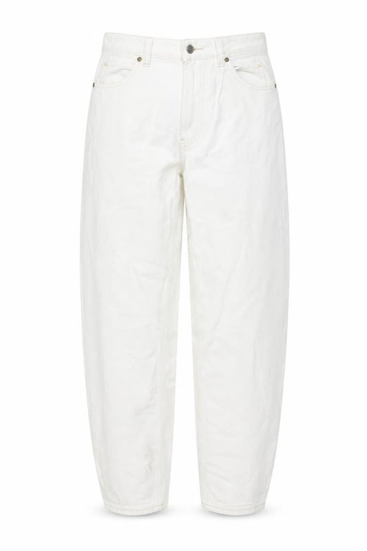 Front view of Lee women’s white cotton mom jeans, size UK 26, 27-inch leg regular button