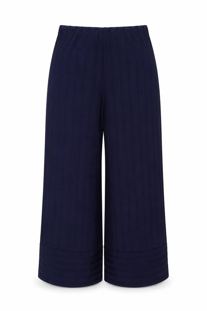 Front view of Zara women’s blue polyester trousers, size S, 21-inch leg regular