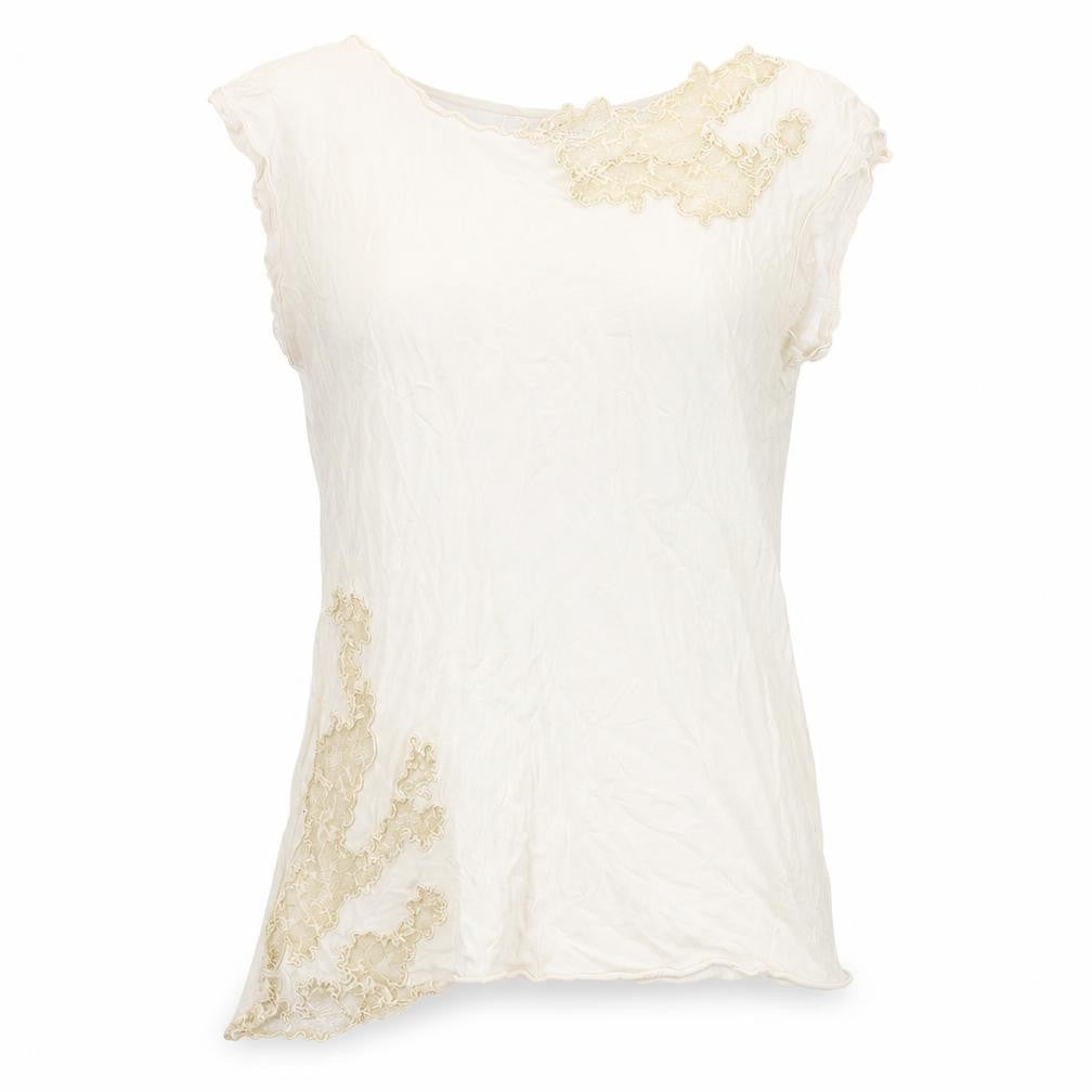 Front view of Zara women’s ivory cotton basic t-shirt, size M, round neck