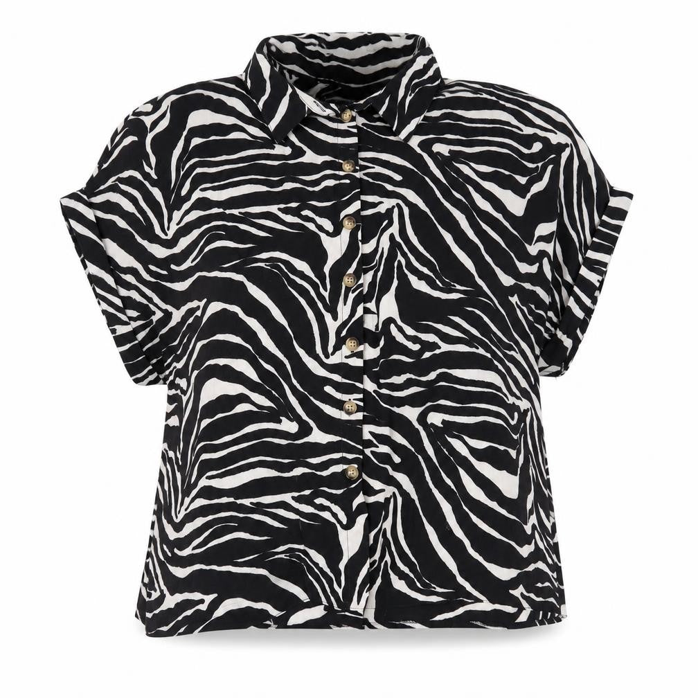 Front view of New Look women’s black animal print polyester basic button-up, size UK 22, collared