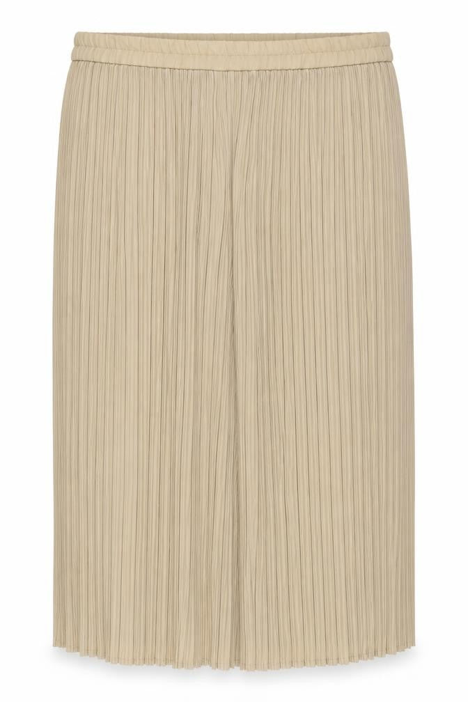 Front view of Richards women’s beige polyester pleated skirt, size UK 20, zip