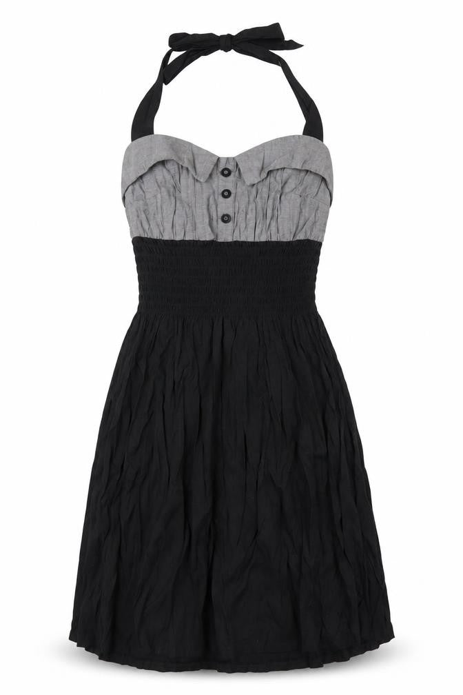 Front view of New Look women’s black viscose a-line, size UK 10, sweetheart pullover