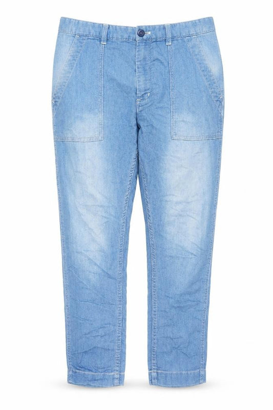 Front view of Global World women’s blue polyester blend capri jeans, size M, 24-inch leg regular zip