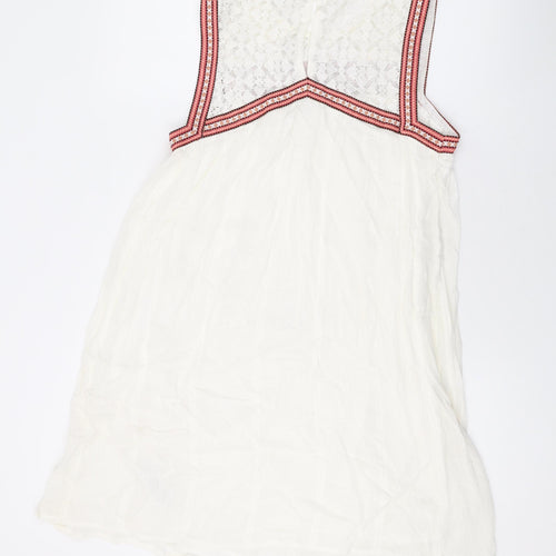 Red Herring Womens White Viscose A-Line Size 8 Round Neck Button