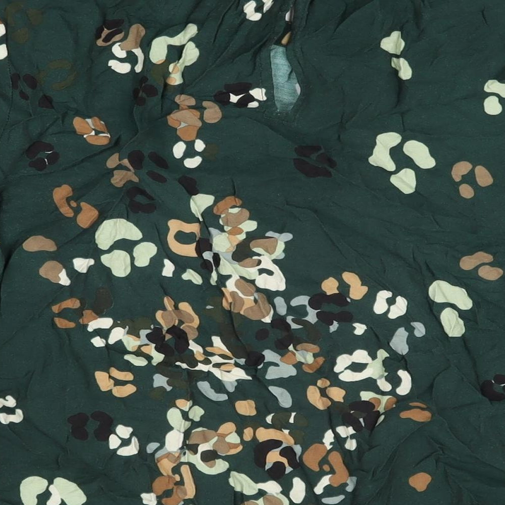 VERO MODA Womens Green Geometric Viscose Basic T-Shirt Size M Round Neck