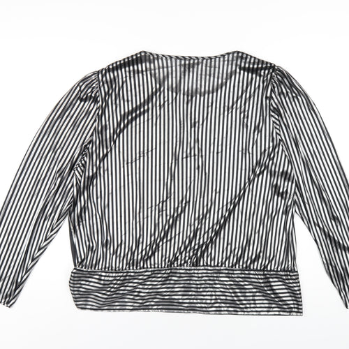 C&A Womens Silver Striped Polyester Basic T-Shirt Size 20 Round Neck