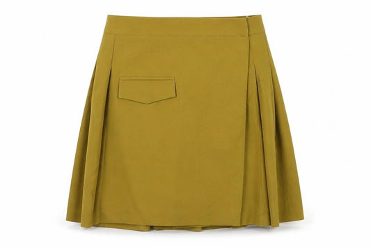 Front view of ASOS women’s green polyester pleated skirt, size UK 8, button