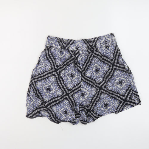 H&M Womens Blue Geometric Vinyl Basic Shorts Size 8 L4 in Regular