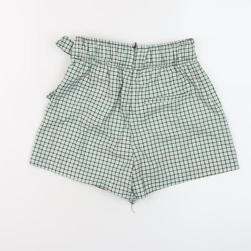 Bershka Womens Green Plaid Polyester Basic Shorts Size 6 L4 in Regular Zip
